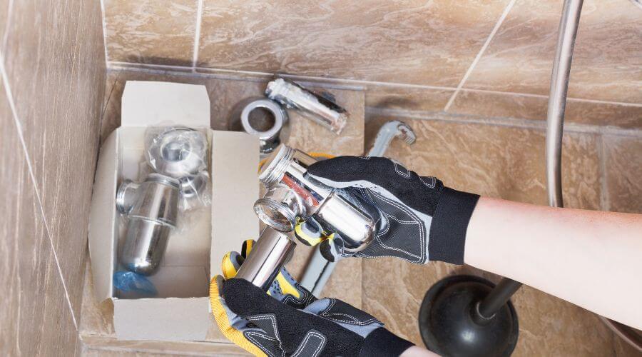 Professional gutter cleaning in Killingworth, CT